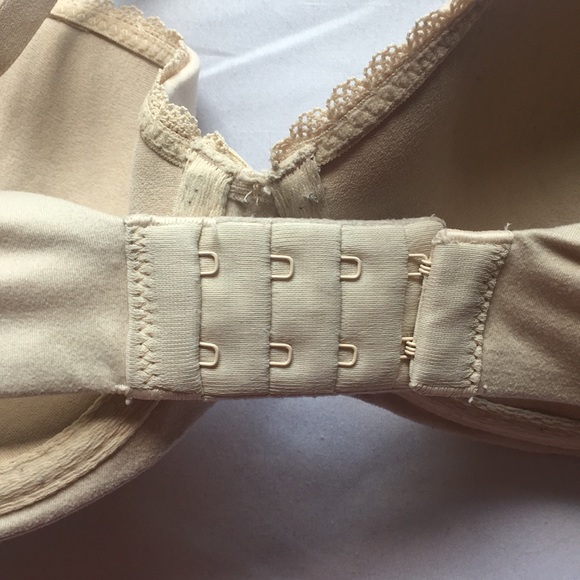 Victoria’s Secret Nude Lined Demi Bra - Picture 4 of 5